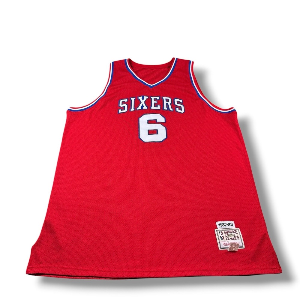 Mitchell & Ness NBA Philadelphia 76ers 1982-83 Julius Erving Authentic Jersey 60